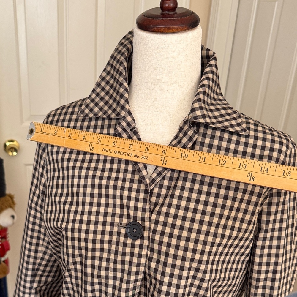 Spring Raincoats - Picture 15 of 16